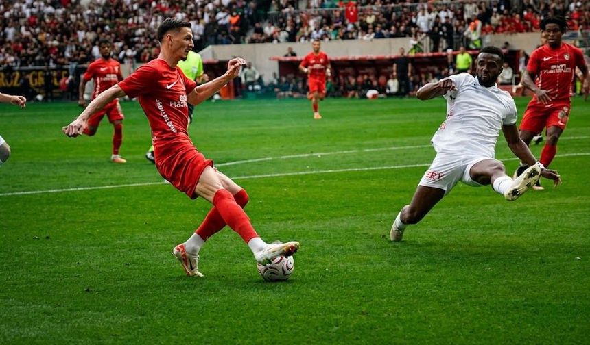 Musa Roni Cansever yazdı: Amedspor’a inananların gecesi: Zafer son dakikalarda geldi