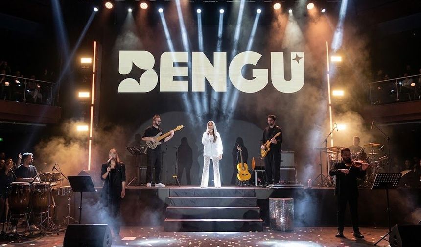 Diyarbakır’da festival coşkusu Bengü konseriyle devam etti