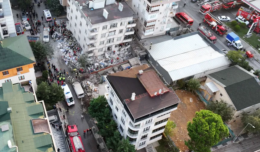 Maltepe’de çöken binanın sırrı ortaya çıktı: Üst iki kat kaçak