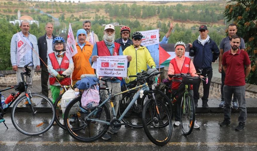 Diyarbakır’dan İran’a 3 bin kilometrelik bisiklet yolculuğu