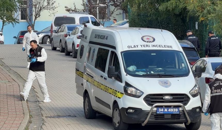 İstanbul’da orta okulda bıçaklı saldırı: Yaralılar var