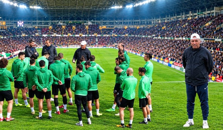 Gökçeoğlu’ndan Diyarbakır futbolu için uyarı; Ağaç yok, tohum yok, meyve istiyorsunuz!