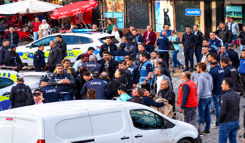 Diyarbakır Sur’da kaldırım işgali gerginliği: Belediyeden açıklama