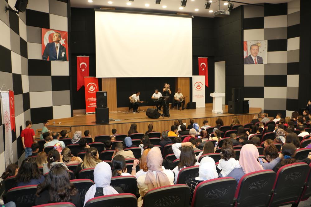Aileyılı Konser2