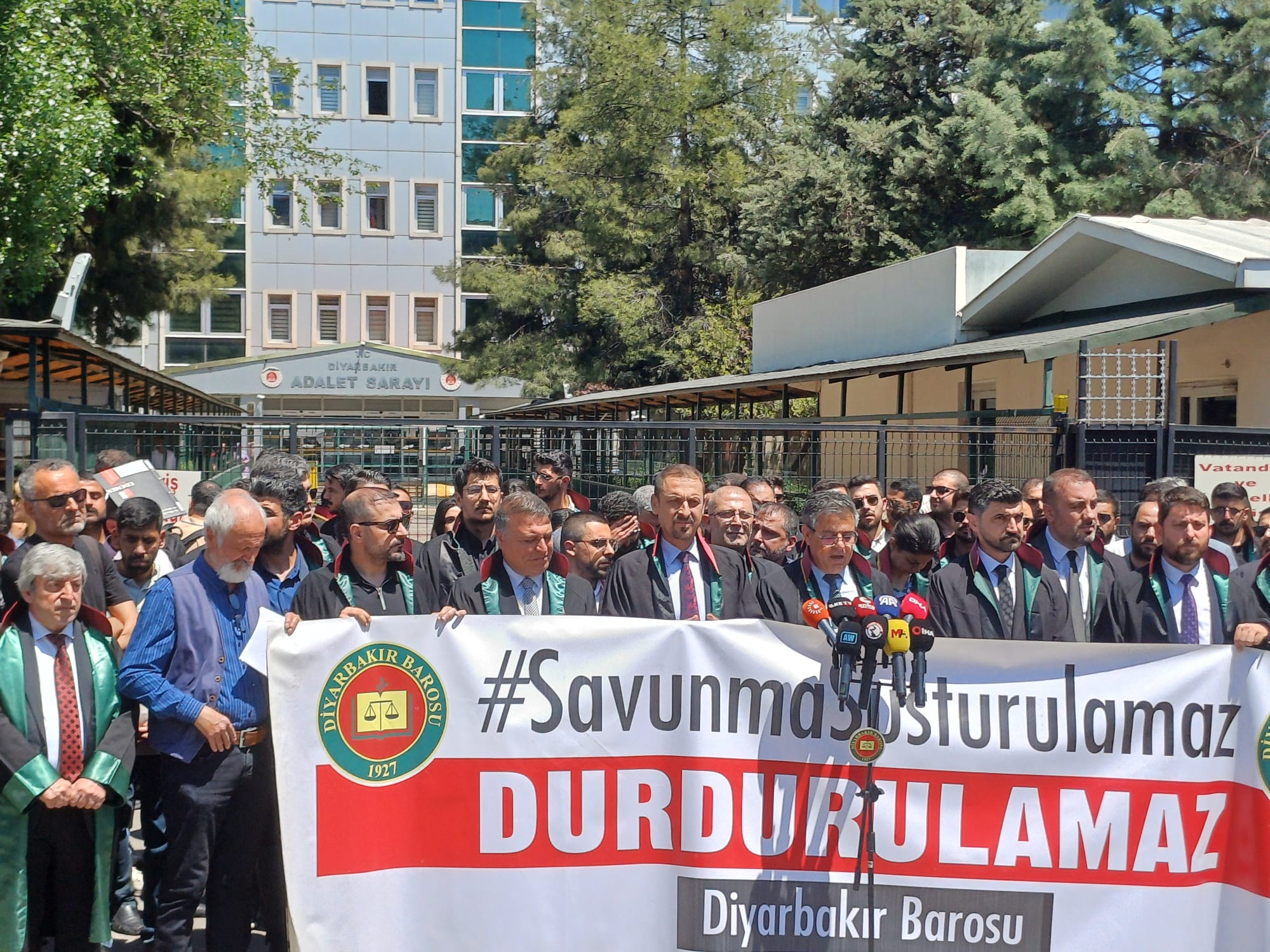 Avukat Içli-1