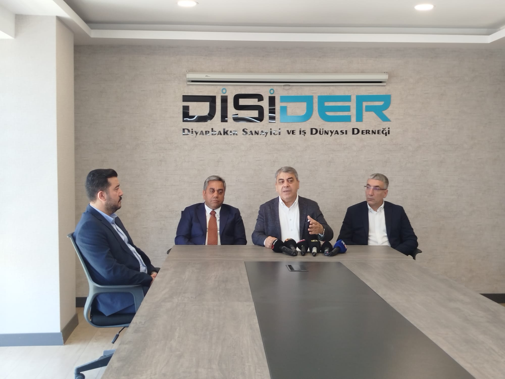 Di̇si̇der Başkanı Şeyhmus Akbaş