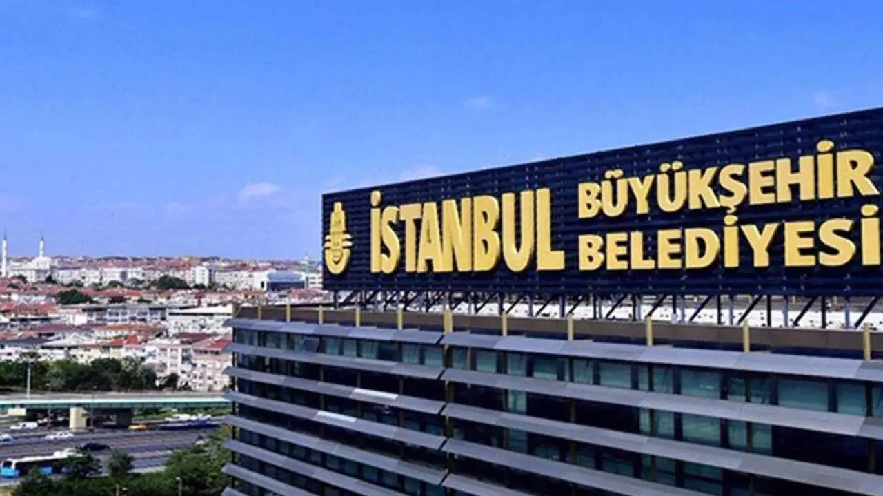 CHP'nin tutuklu Cumhurbaşkanı adayı ve İstanbul Büyükşehir Belediye Başkanı Ekrem İmamoğlu'nun da tutuklu bulunduğu soruşturma kapsamında "İBB iddianame hazırlanıyor. Savcılık kaynaklarının söylediğine göre şüpheli ifadelerinin tamamı toplandı.