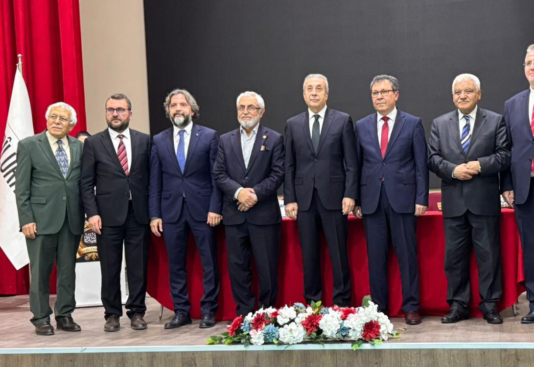Sezai Karakoç