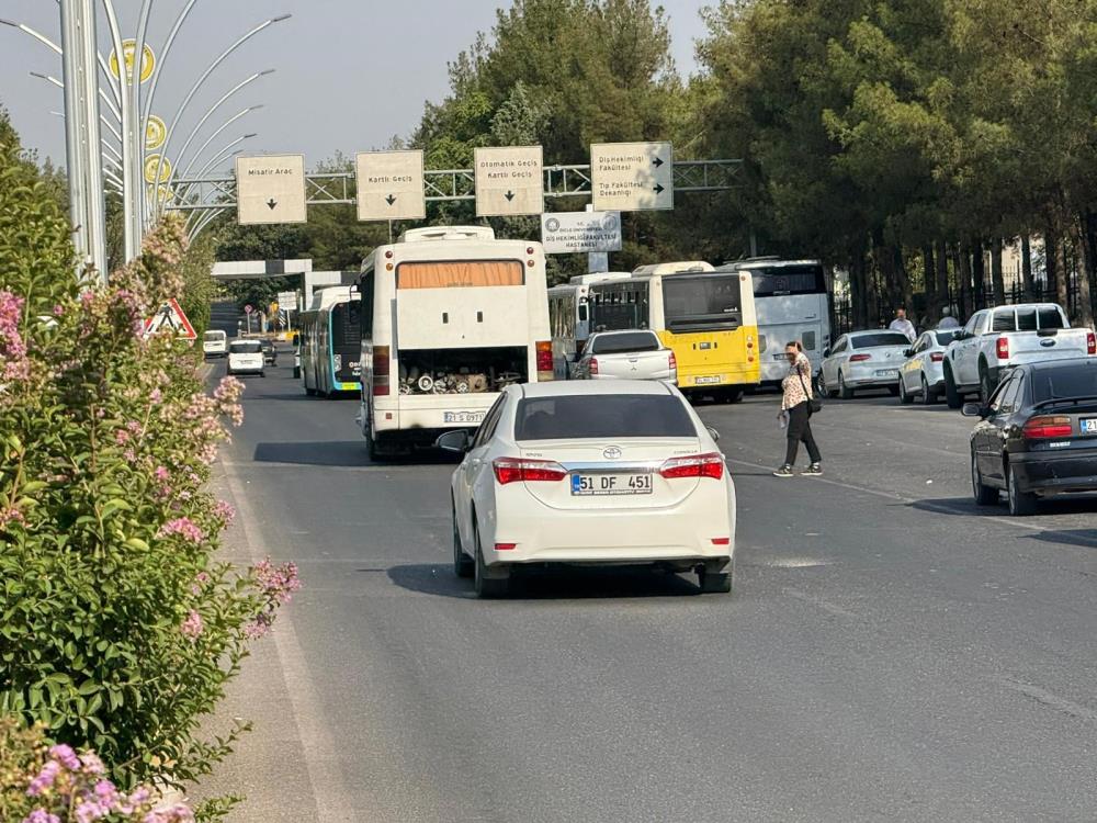 Dicle Üniversitesi Yaya Trafik.3