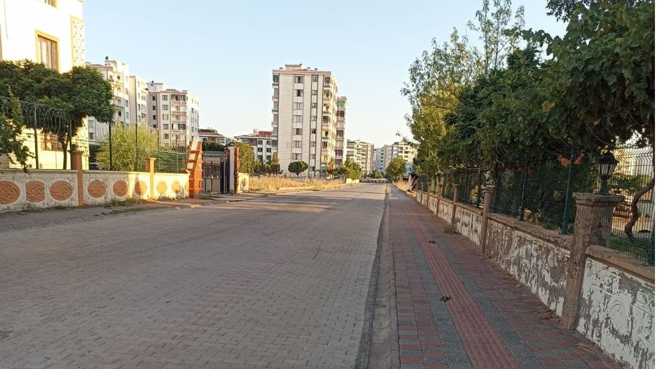 Karanlik Cadde Sokak2