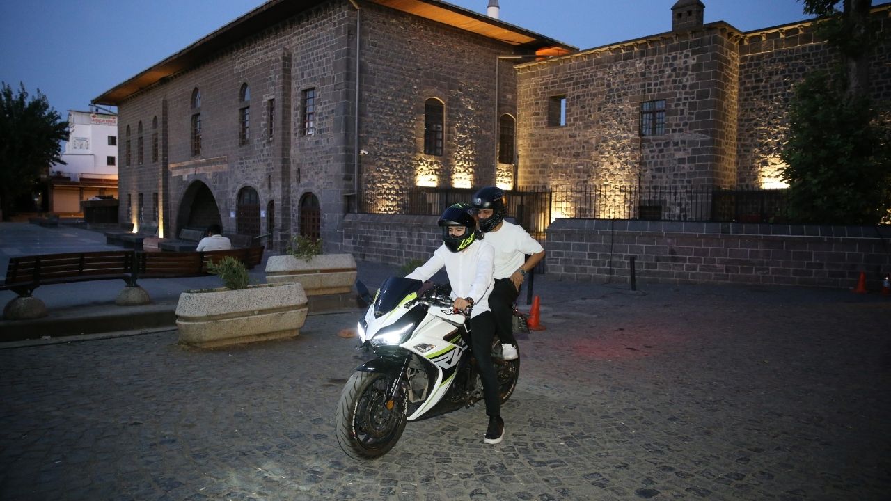 Motorlu Muezzin1