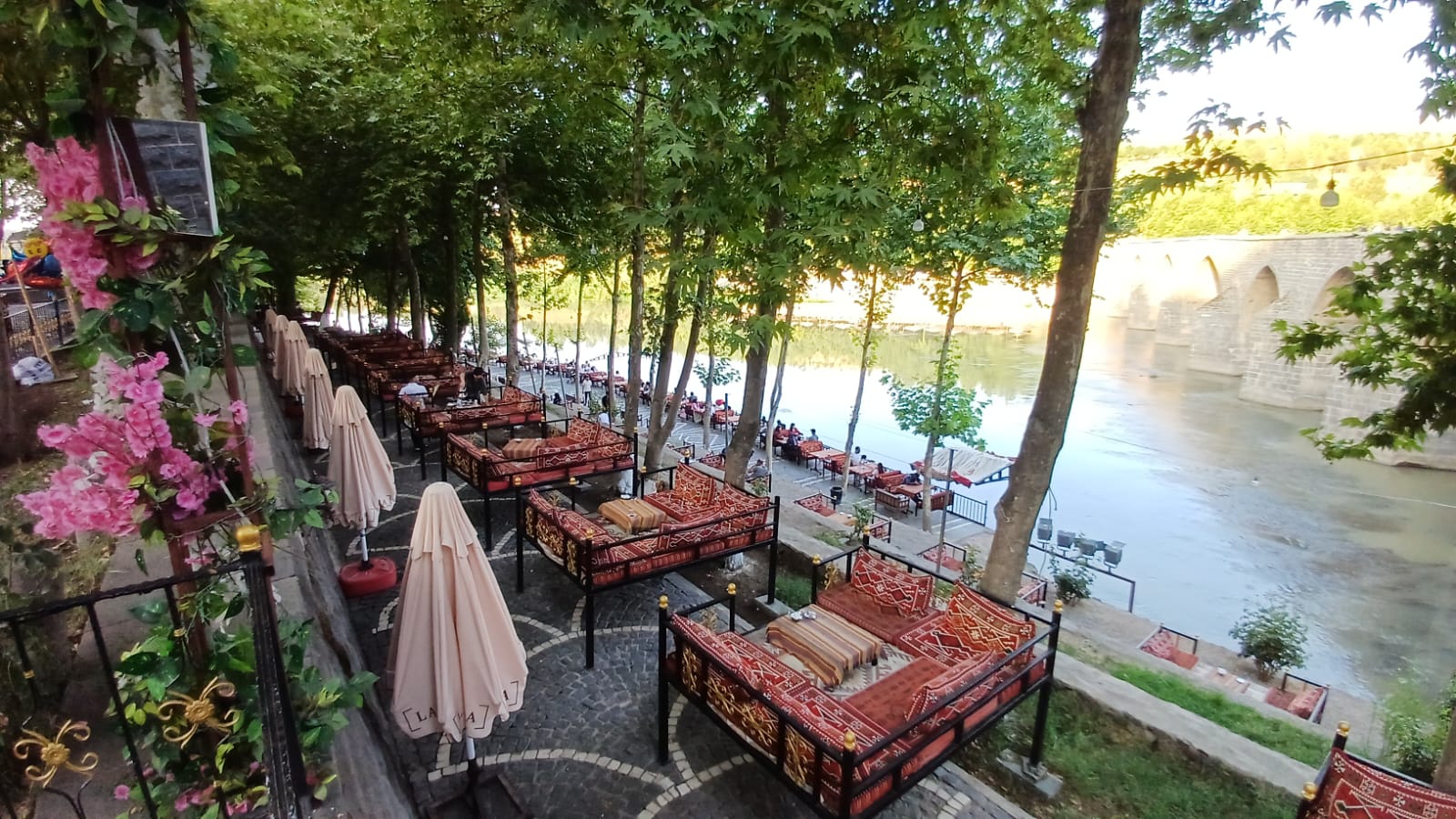 Ongozlu Kafe-2