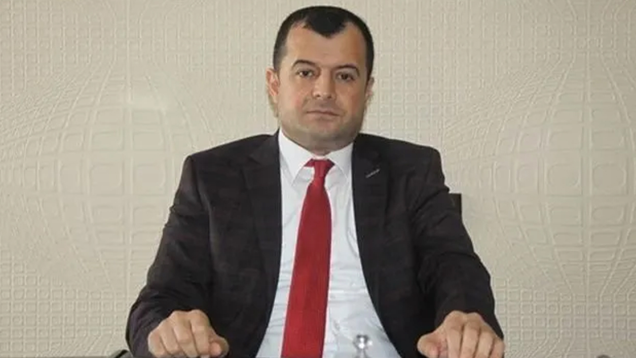 İ S M A İ L O Z S A N L İ