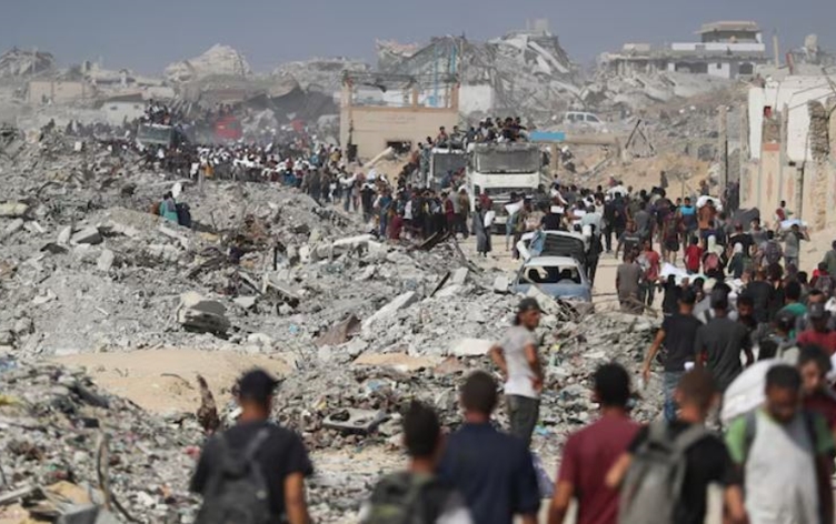 ATEŞKES 10 EKİM’DE YÜRÜRLÜĞE GİRDİ
ABD Başkanı Donald Trump, aynı gün Mısır’da süren müzakerelerde İsrail ile Hamas’ın Gazze’de ateşkes planının ilk aşamasını onayladığını açıkladı. Anlaşma, müzakerelerin yapıldığı Mısır’da imzalanırken, İsrail hükümetinin onayıyla 10 Ekim’de yürürlüğe girdi.