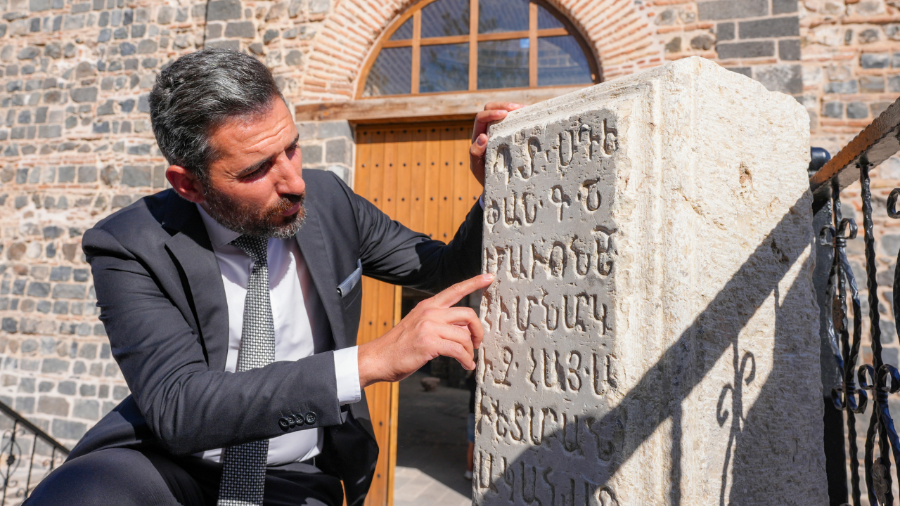 Mezar Kapağı1