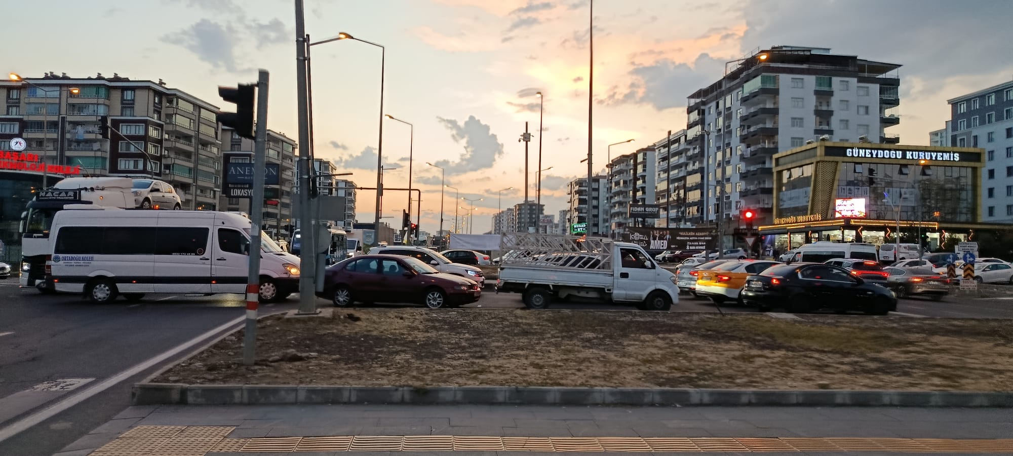Trafik Araç2