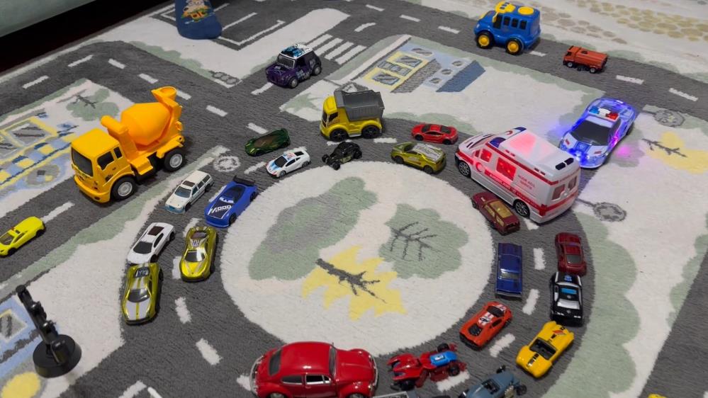 Oyuncak Ambulans Araba