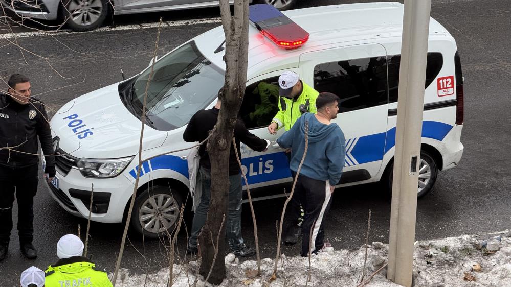 Polis Arabası Polis