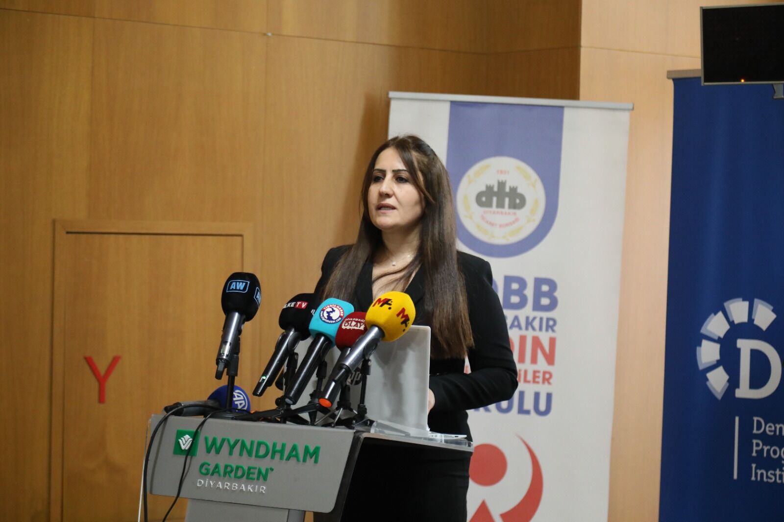 Özlem Külahçı