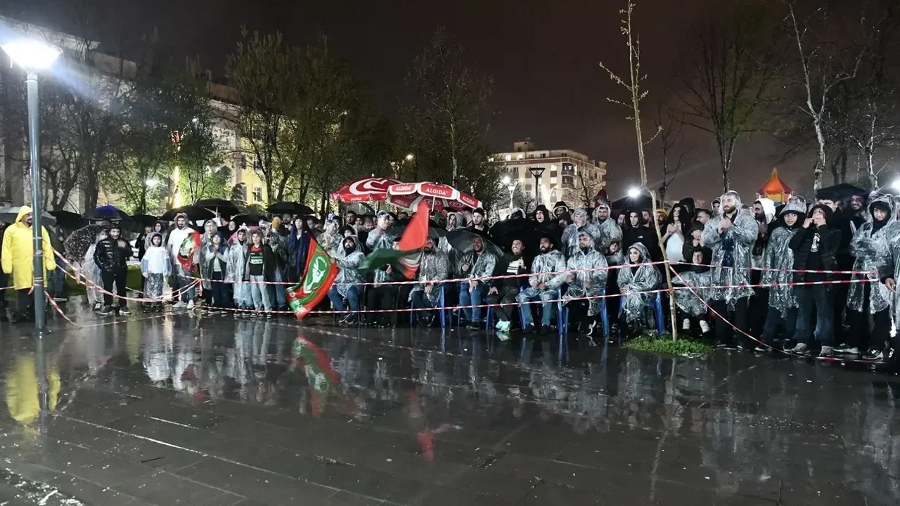 Amedspor Taraftar-3