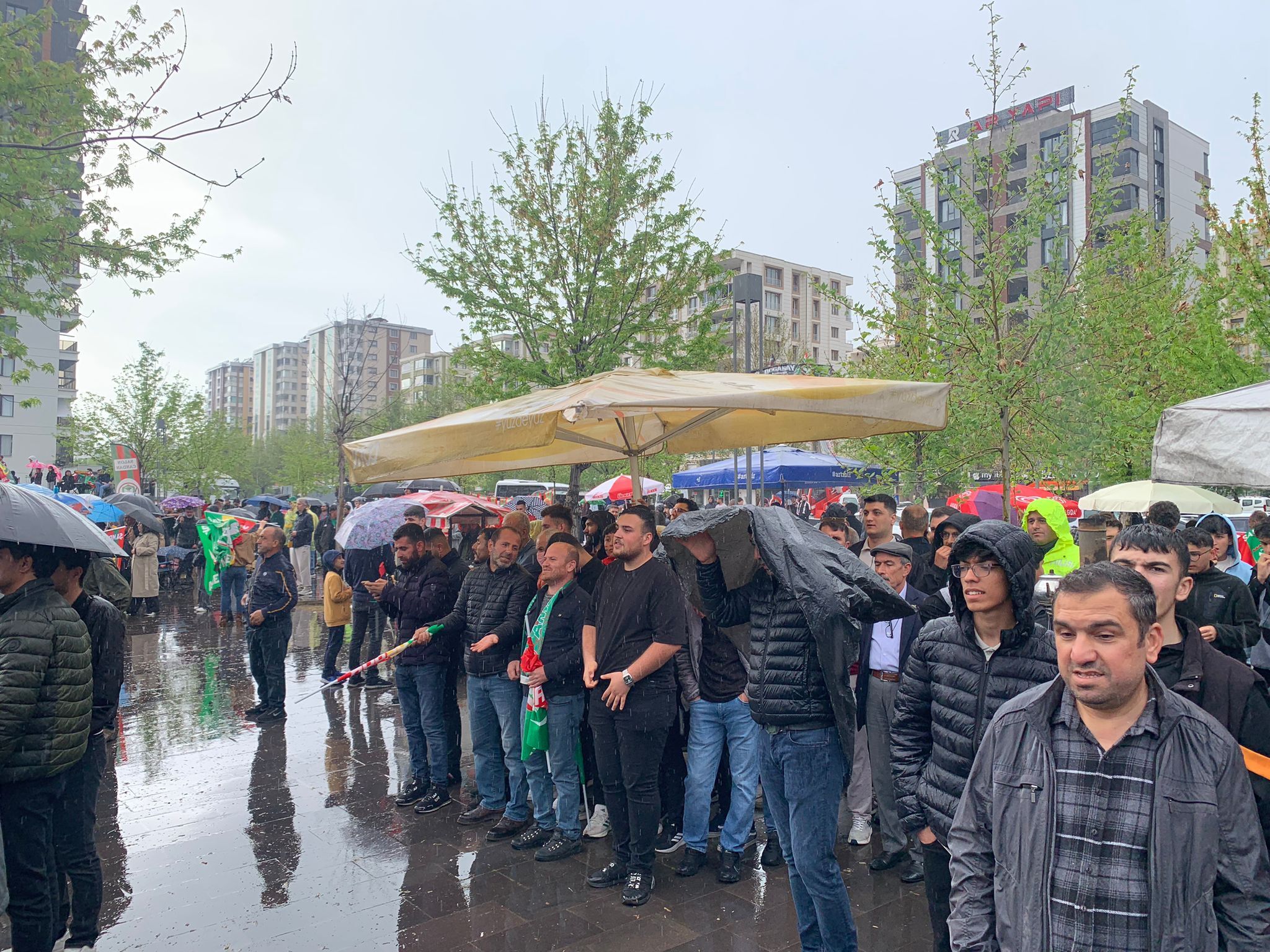 Taraftar Yağmur