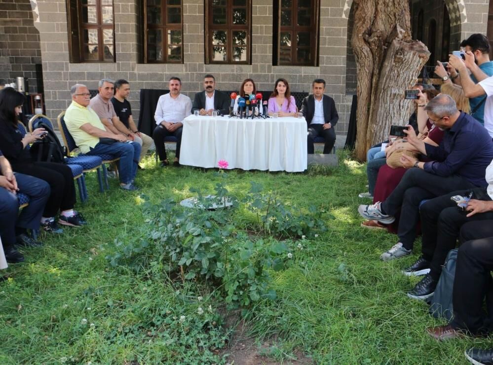 Serra Bucak2