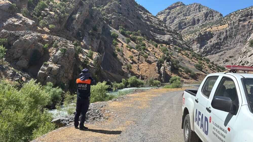 Diyarbakır'dan takviye ekip: Arama çalışmaları sınır ötesine taşındı