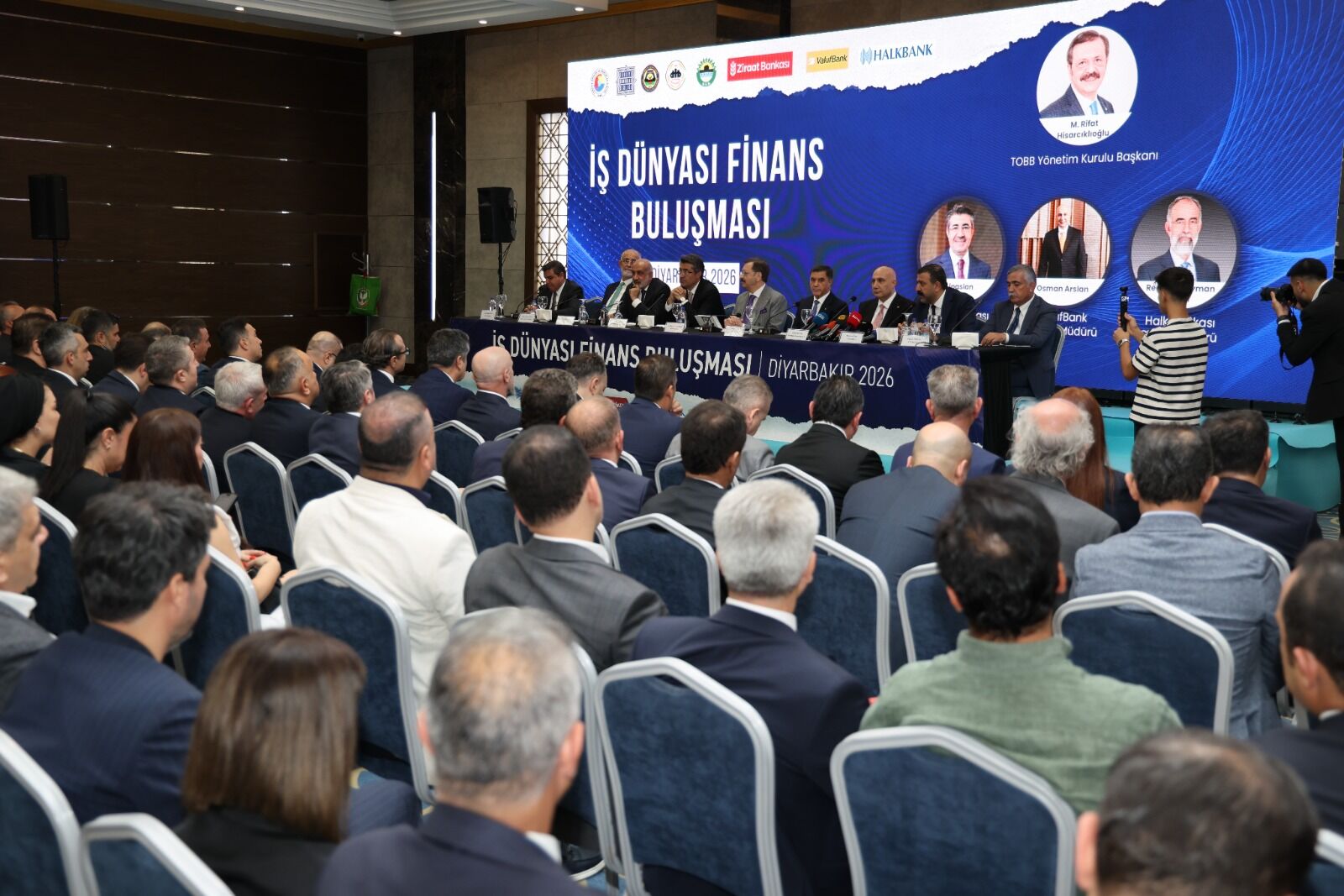 Iş Dünyasııı
