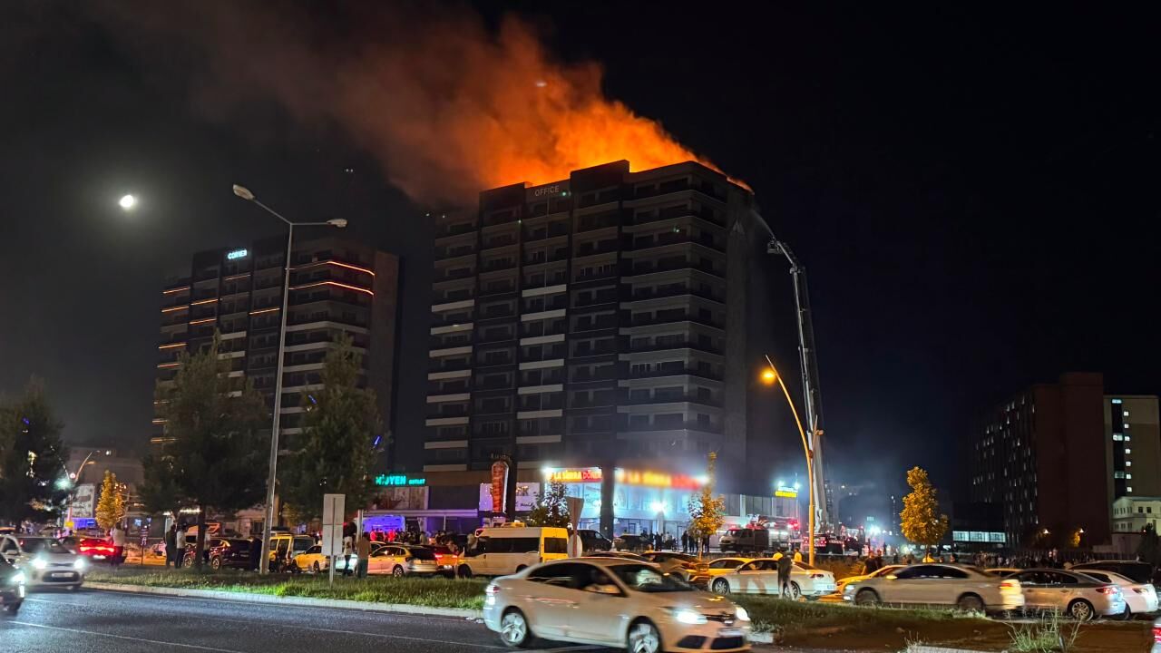 Plaza Yangın-1