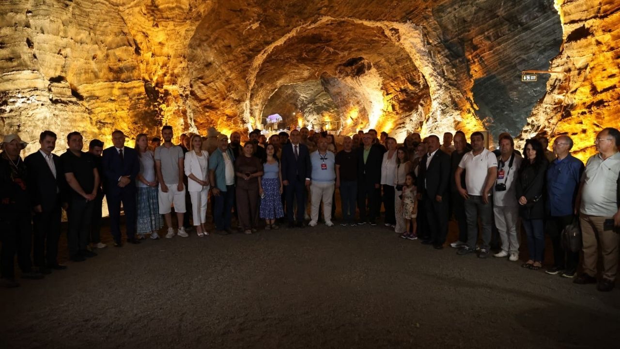 Tuz Magarası