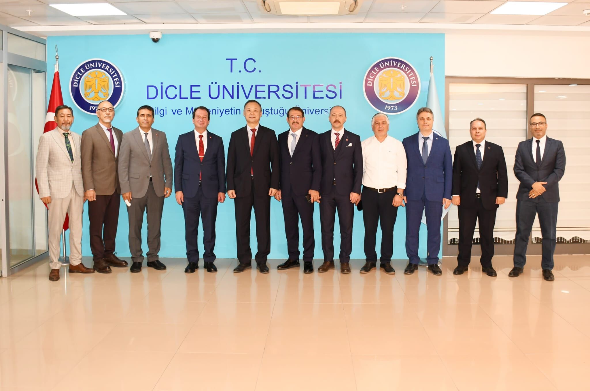 Dicle Üniversitesi’nde Türkiye-Kırgızistan iş birliği görüşmesi
