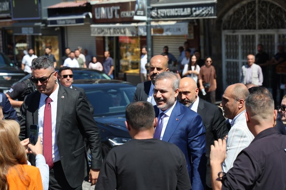 Bakan Fidan Diyarbakır’da
