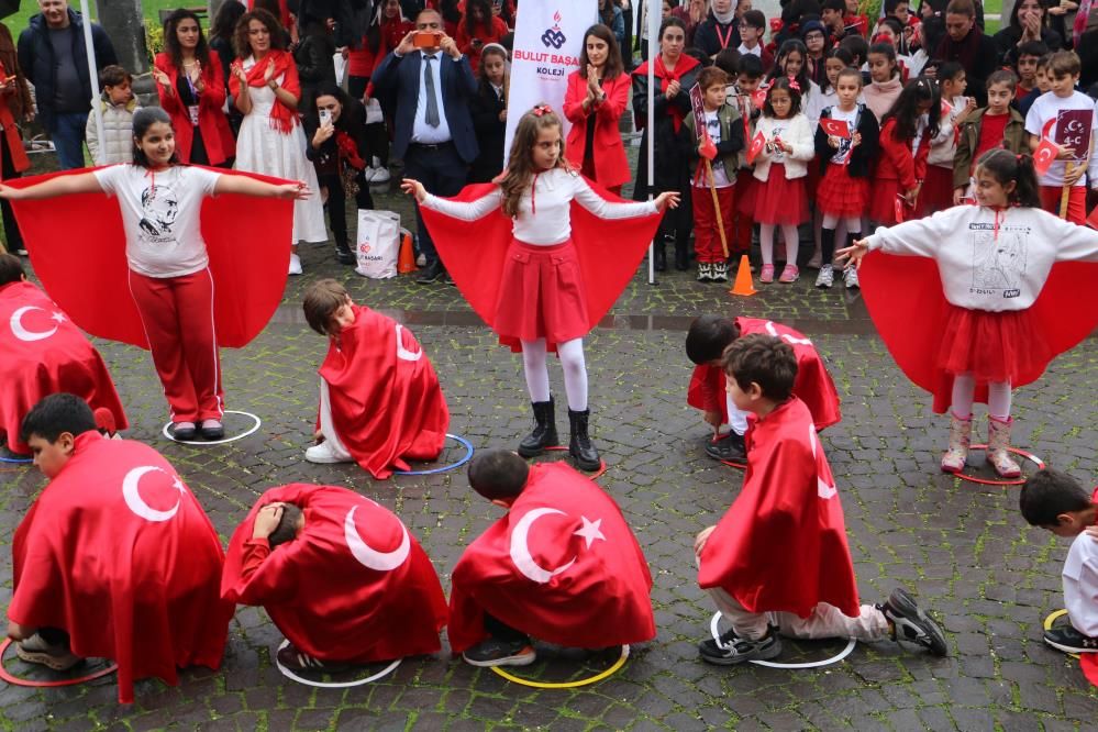 Cumhuriyet Sokak1