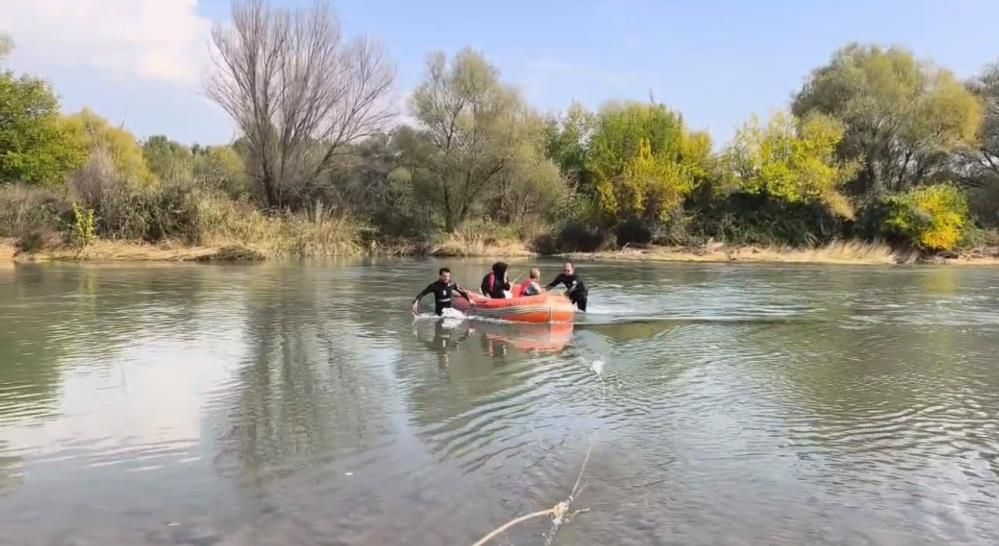 Diyarbakır’da piknik yaparken mahsur kalanları itfaiye kurtardı
